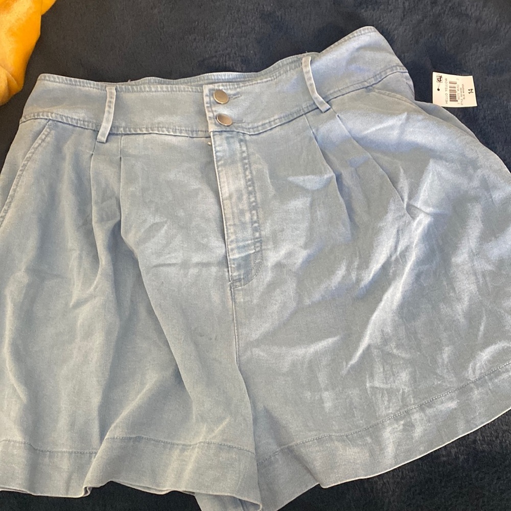 Women’s Bar 111 shorts. Size 14. NWT